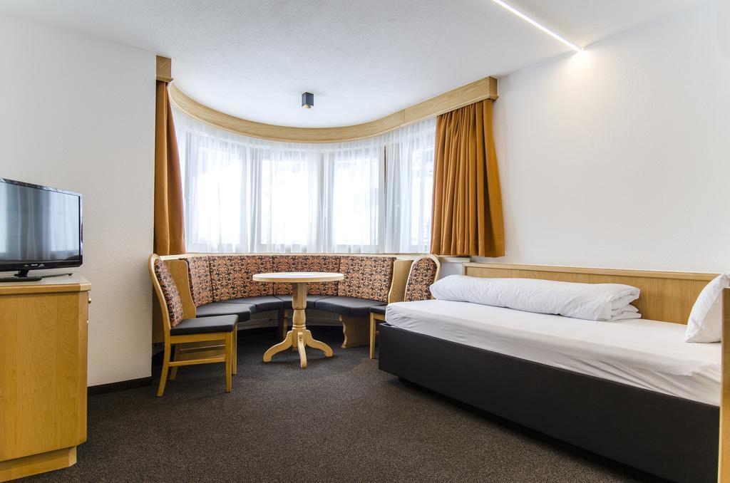 Hotel Garni Persutt Ischgl Ngoại thất bức ảnh